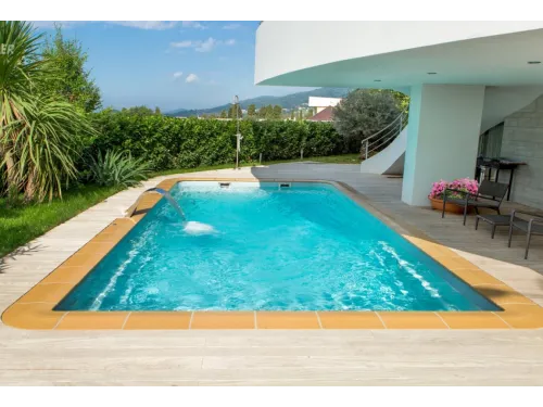 Бетонный бордюрный камень Тессера (домик) цвет на выбор