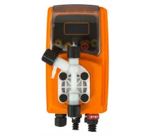 Дозирующий насос Emec универсальный 5 л/ч с ручной регулировкой