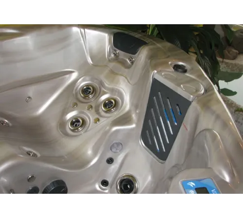 Гидромассажный СПА бассейн Vita Spa Amour, 1,98*1,69*0,76 м., 2 места, 23 форсунки