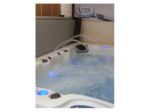 Гидромассажный СПА бассейн Vita Spa Prestige, 2,13*2,13*0,96 м., 5 мест, 62 форсунки