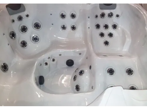Гидромассажный СПА бассейн Vita Spa Prestige, 2,13*2,13*0,96 м., 5 мест, 62 форсунки