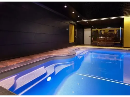 Композитный бассейн Авиньон 7,10*3,60*1,3-1,8 м., Франмер