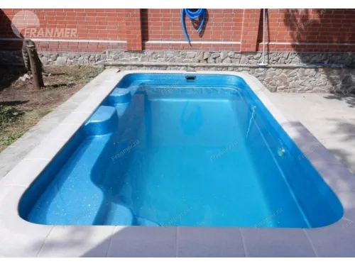 Композитный бассейн Де Пальмьер 5,30*3,00*1,50 м., Франмер