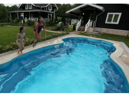 Композитный бассейн Мальта 10,0*3,7*1,3-1,9 м. Франмер