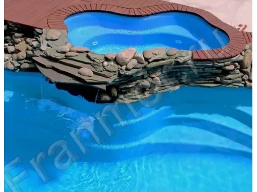 Композитный бассейн Воклюз с водопадом 3,33*2,40*0,90 м., Франмер