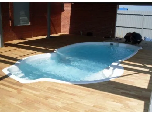 Композитный бассейн Балатон 7,6*3,7*1,1-1,6 м. FIBERPOOLS