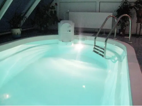 Композитный бассейн Гурон 5,2*2,8*1,4 м. FIBERPOOLS 