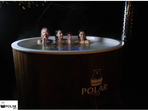 Купель композитная Polar Spa Стандарт 68 с отделкой из дерева, 130*68*110 см.