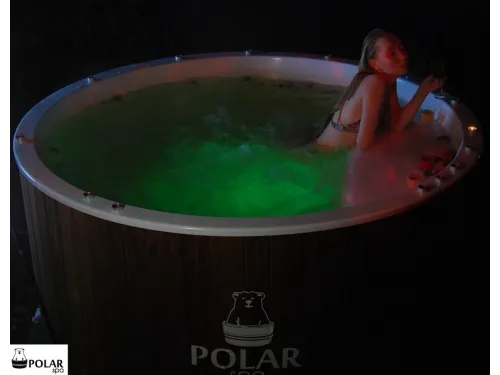 Купель композитная Polar Spa Стандарт 68 с отделкой из дерева, 130*68*110 см.