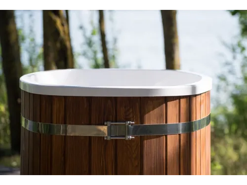 Купель композитная Polar Spa Стандарт 68 с отделкой из дерева, 130*68*110 см.