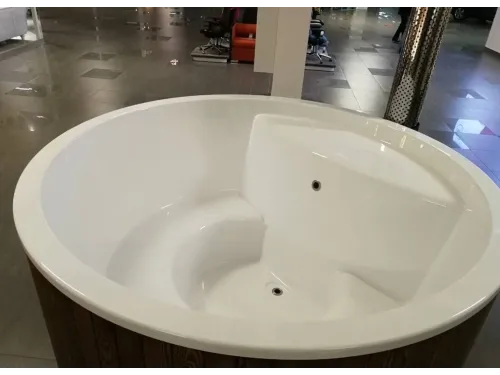 Купель композитная Polar Spa Стандарт 68 с отделкой из дерева, 130*68*110 см.