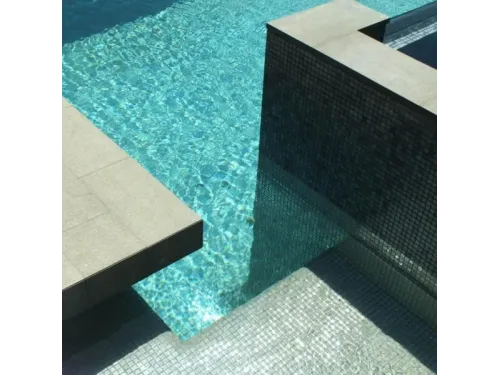 Мозаика стеклянная Ezarri модели Inox