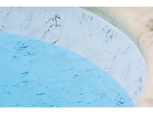 Пленка ПВХ (лайнер) (рулон 1,65*25 м.) CGT AQUASENSE CALACATTA MARBLE 1,7 мм. (белый мрамор, рельеф)