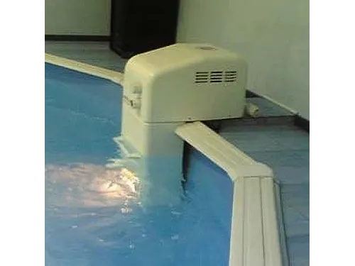 Противоток навесной (25 м3/ч 220В) с прожектором Badu Jet Standart spot