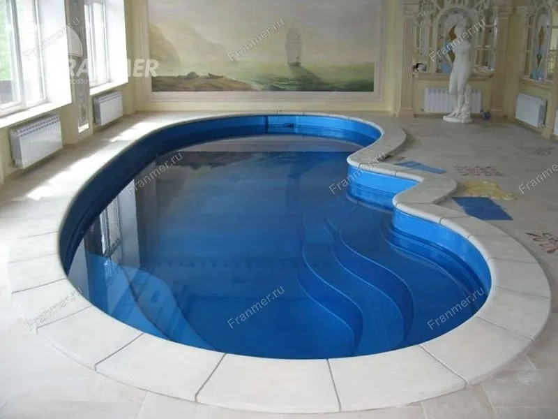 Монако 8,6х3,7х1,3-1,9 м.