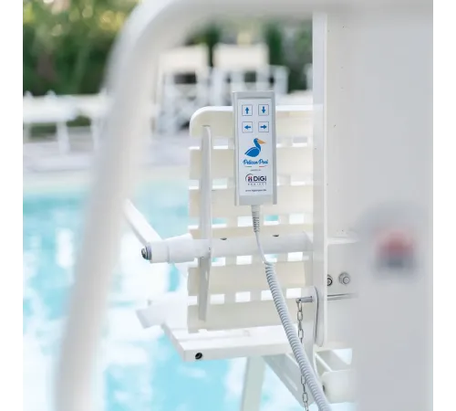 Лифт-подъемник для инвалидов PelicanPOOL