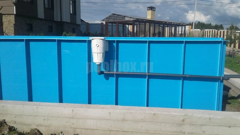 Врезка закладных элементов (скиммер) в чашу бассейна